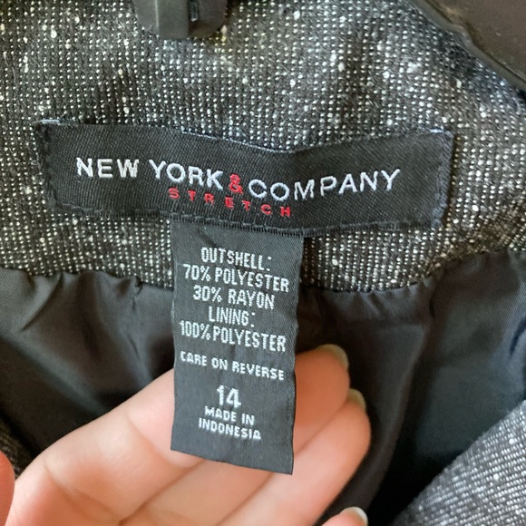 New York and Company Blazer - Picture 2 of 10